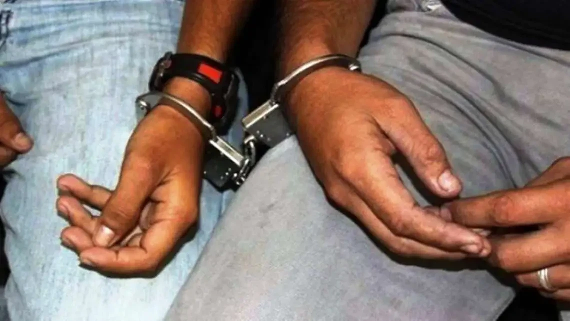 अत्तरियामा अवैध लागुऔषधसहित डोटीका २ जना युवक पक्राउ